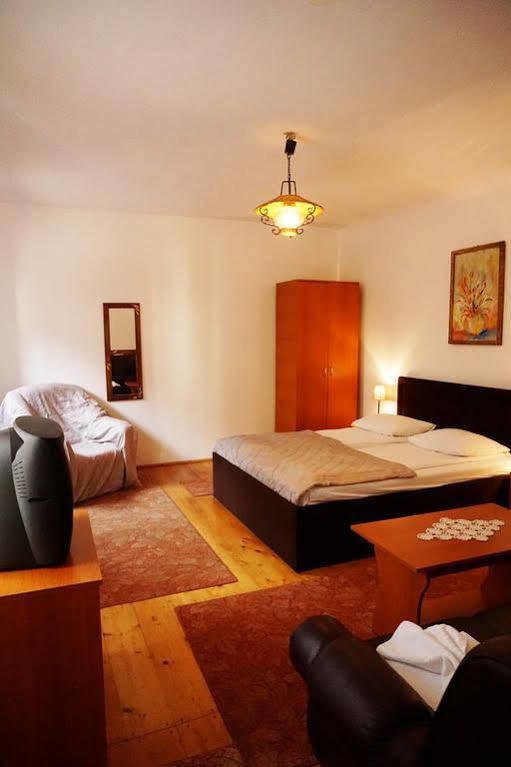 Guesthouse Casa Baciu Sibiu Esterno foto